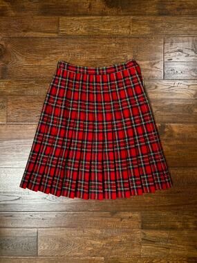 Vintage Talbots Worsted Wool Mid Length Skirt Red Plaid Tartan Pleated - Medium